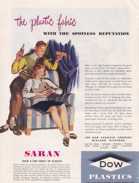 1946 Original Vintage Magazine Ad - Rare Americana - Dow Plastics Saran Sweethearts Watching TV